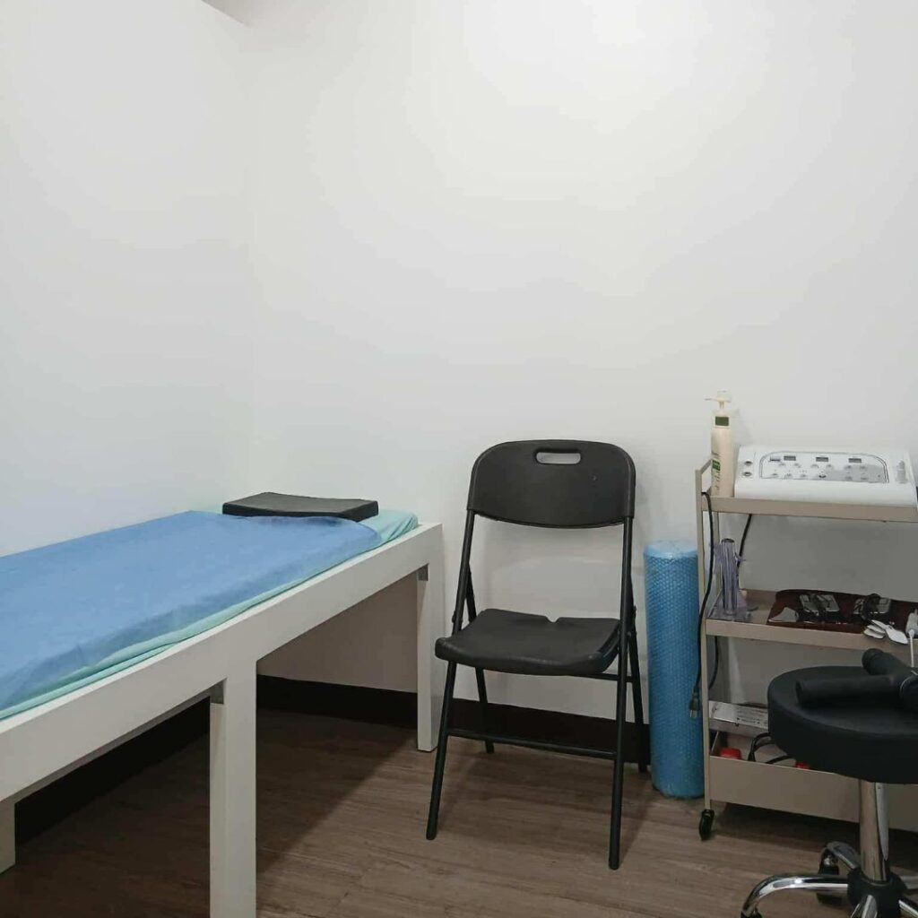 PMP Pain Center La Union PT room