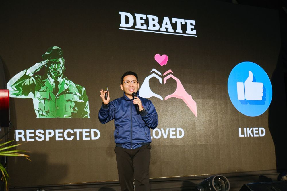 Group Debate - Angelo Romero Taking the lead